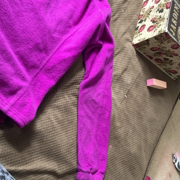 Women’s small Columbia Zip up jacket with zip up pockets - Picture 6 of 8